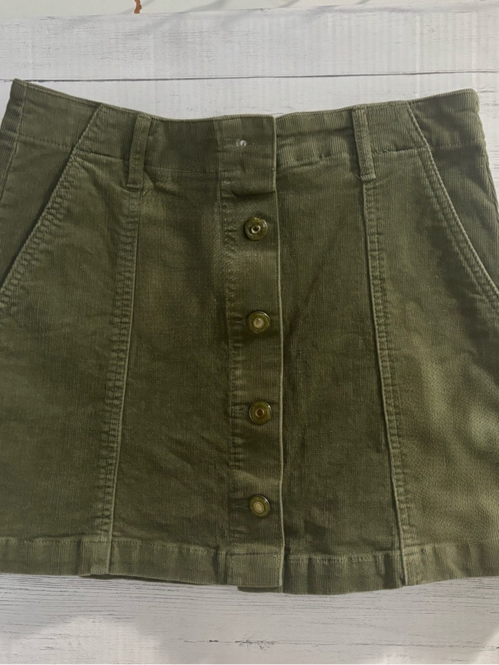 Forever 21 Womens Corduroy Mini Skirt Size 6 Olive Green Y2K Button Front - Picture 3 of 11